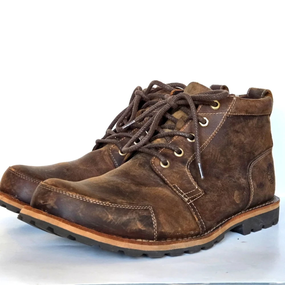 MEN'S TIMBERLAND ORIGINALS CHUKKA MEDIUM BROWN NUBUCK SIZE 12M - Picture 3 of 7